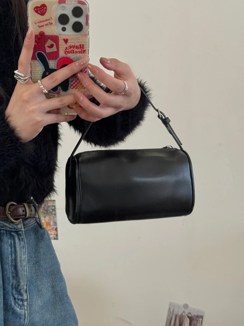 牛皮笔筒包手拿包简约小包包便携百搭复古