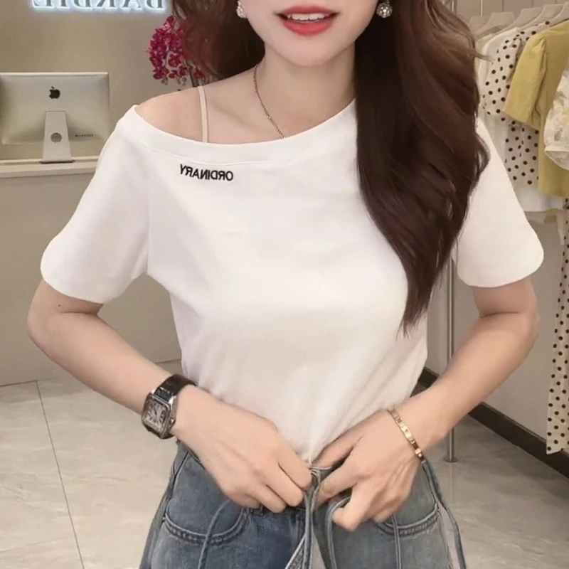 夏季简约斜肩字母显瘦时尚纯色显瘦百搭T恤LK2503281