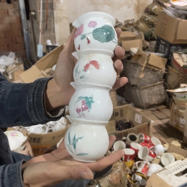 摆件画片随机发4个