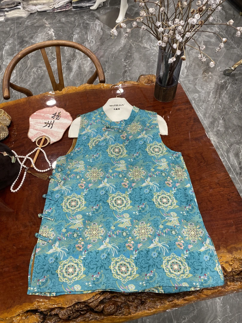 2025夏新款新中式国风斜襟盘扣提花马甲背心上衣女