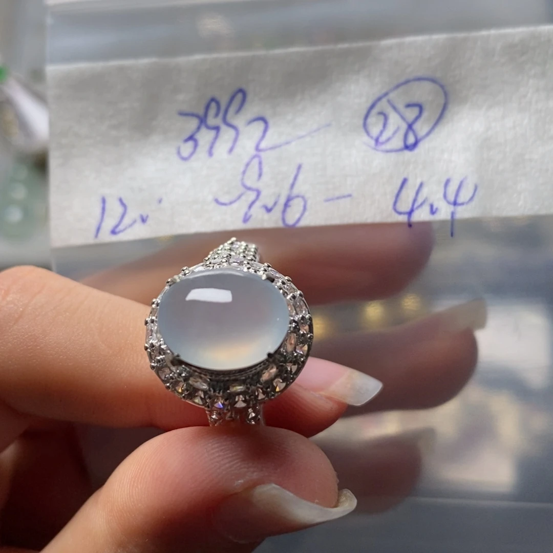 定制翡翠未镶嵌不退不换