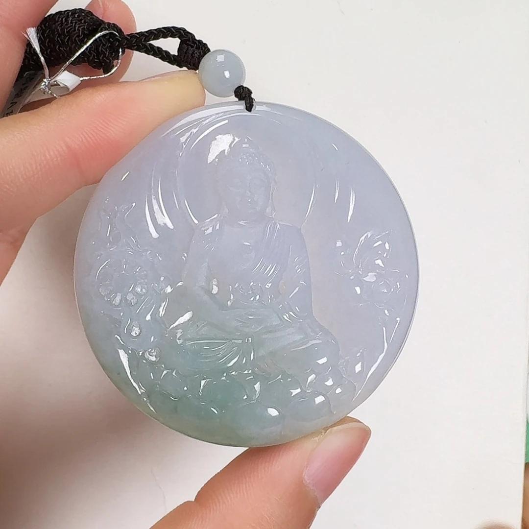 翡翠颈饰未镶嵌大日如来
