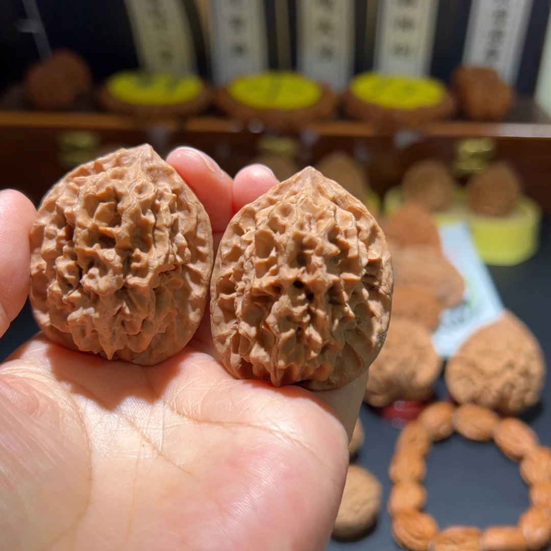 文玩核桃把件子*白虎