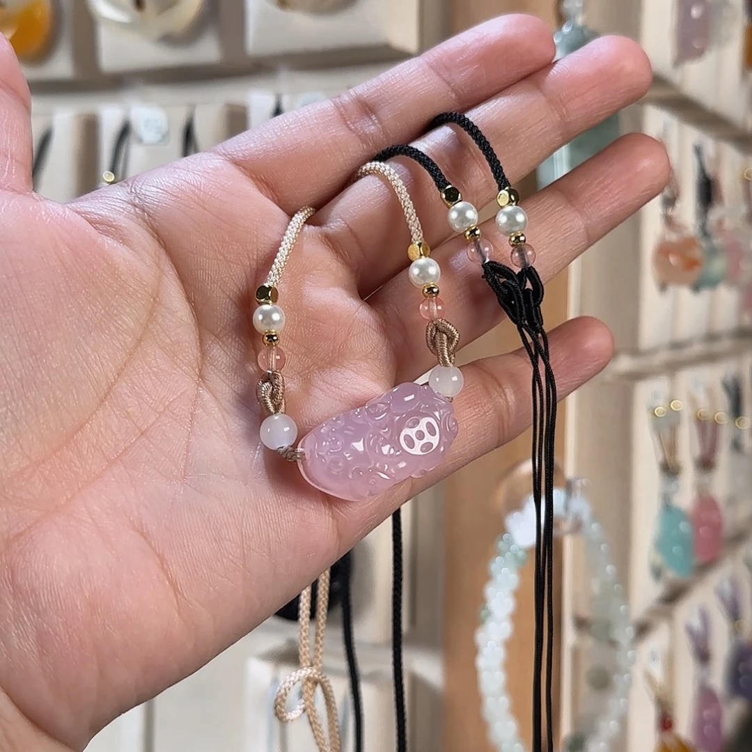 小***.玛瑙/玉髓未镶嵌颈饰