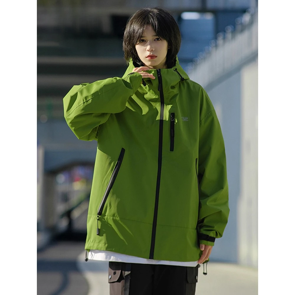 户外防水冲锋衣男女款防风登山服秋季骑行机能耐磨外套潮