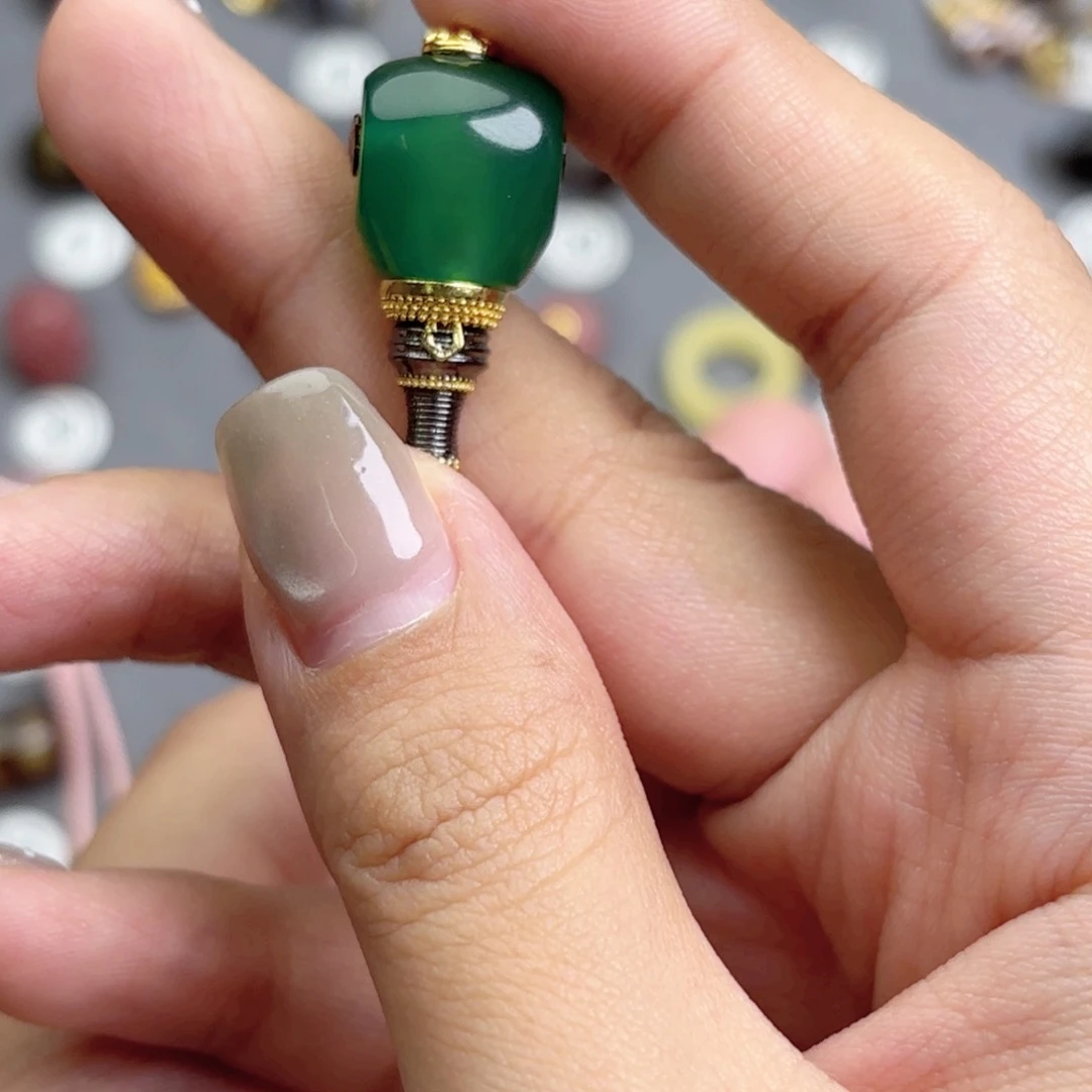 玛瑙/玉髓文玩配饰未镶嵌二*