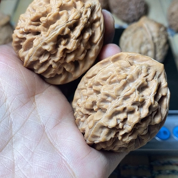 瓦***雨吊坠文玩核桃招财鼠