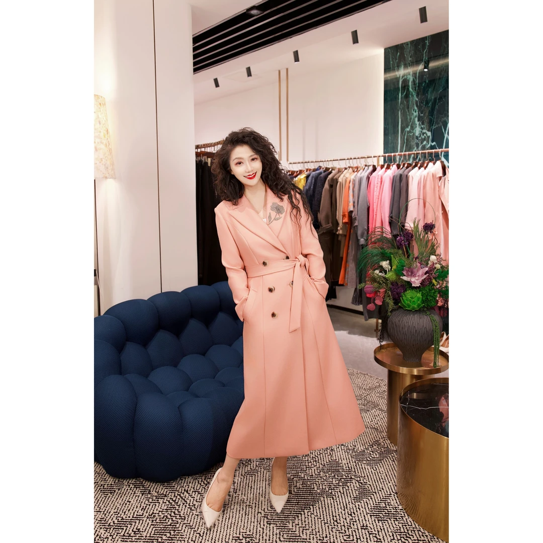 六丑【高定大衣】时尚显瘦通勤百搭领口流苏花朵大衣510ADY0184