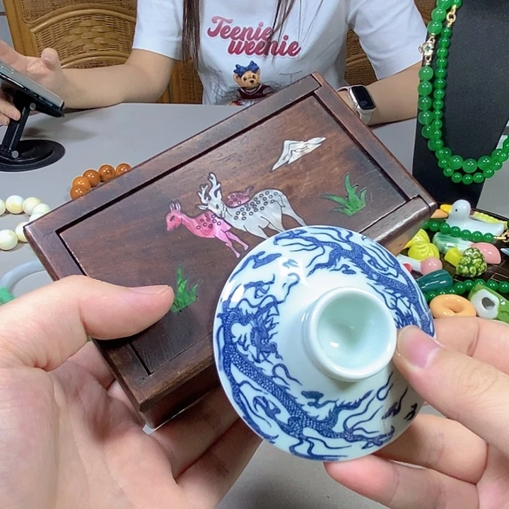 瓷片不哈哈哈哈回家姐姐斤斤计较