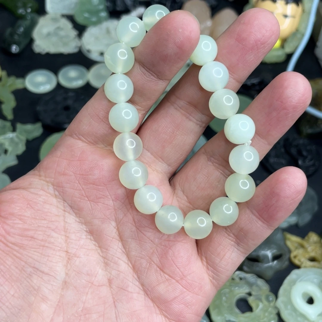 凤***洲岫玉未镶嵌颈饰手串