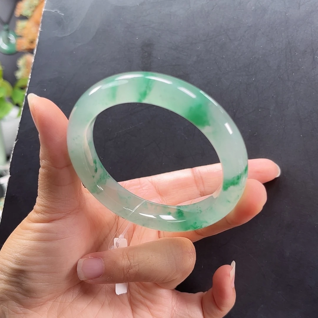 石英质玉未镶嵌手镯9138