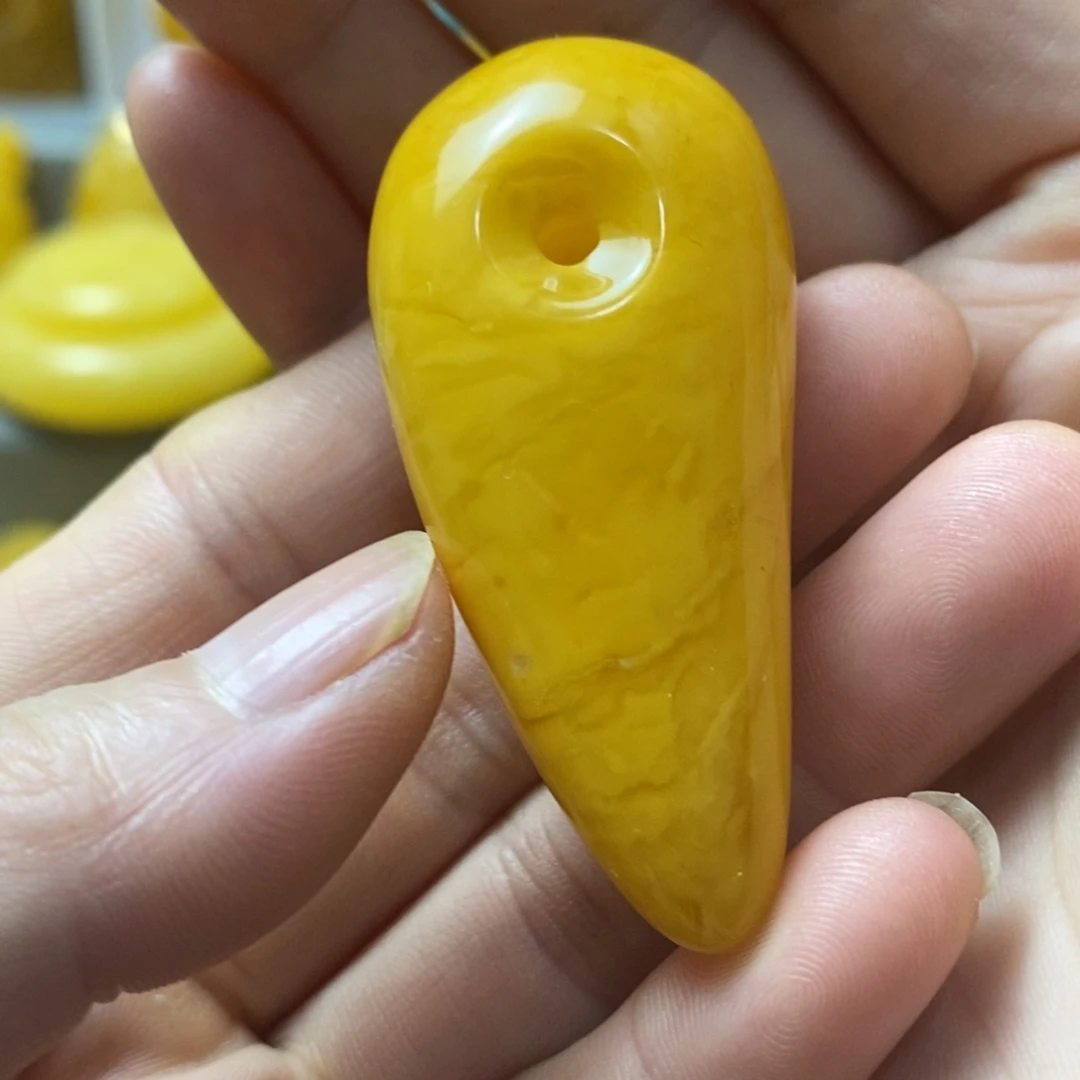 蜜蜡颈饰未镶嵌蜜蜡吊坠