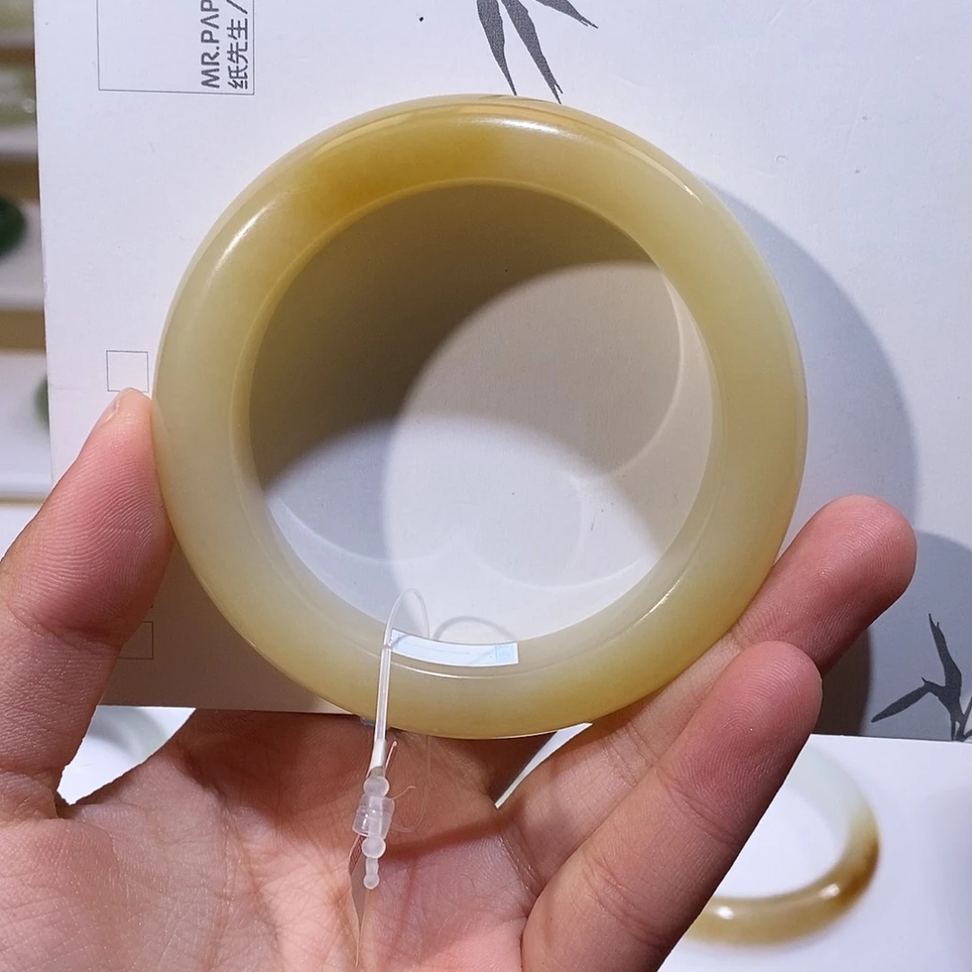 未镶嵌手镯和田玉且末 金橘蜜糖