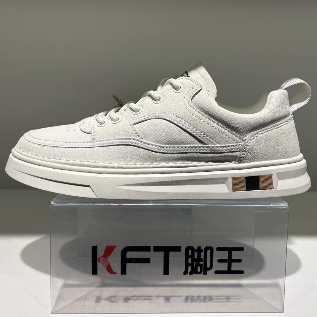 脚王JM23513秋季2025新款潮流时尚百搭小白鞋男士透气纯色休闲鞋