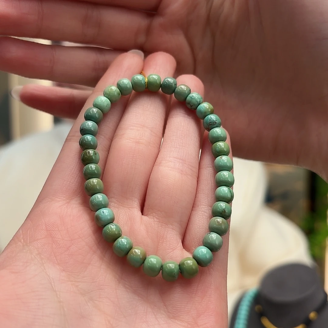 绿松石未镶嵌颈饰