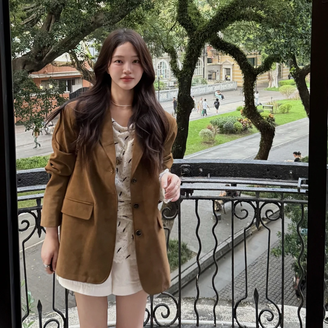 吴馨宜 【加州漫步】复古柔雾宽松环保麂皮外套