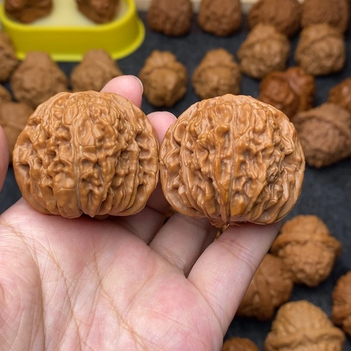 文玩核桃把件四座楼40