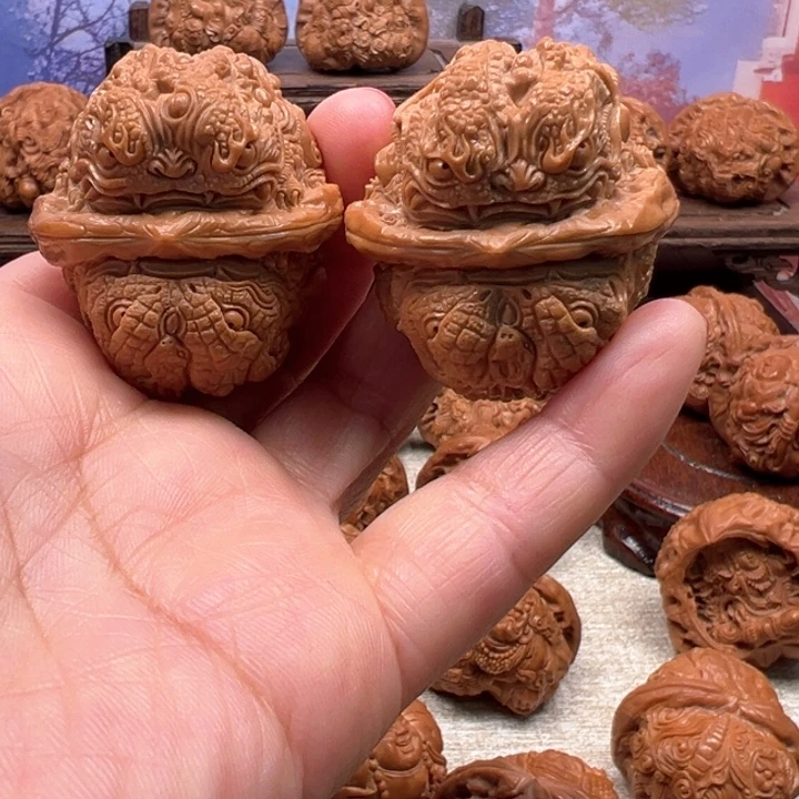 爱****把件核桃蛤蟆头龙蟾蛇蟾