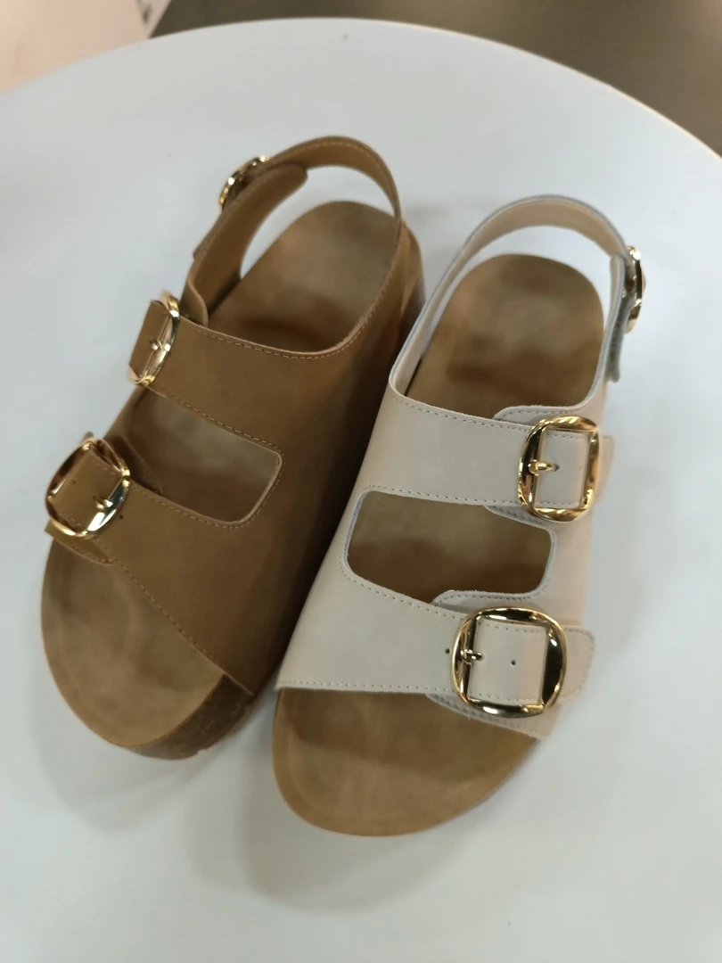 2025新款休闲百搭外穿厚底凉鞋