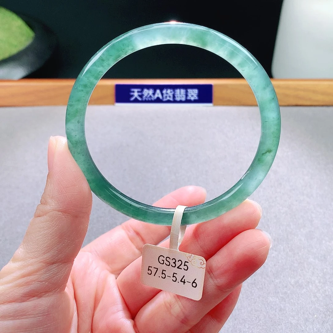未镶嵌手镯翡翠天然翡翠手镯a货