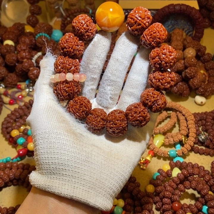 吊坠金刚菩提226玉化