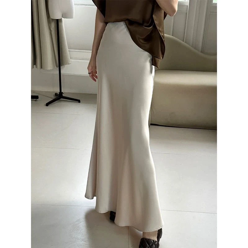 春季纯色高级感缎面中长半身裙2025新款气质鱼尾裙显瘦大码女装