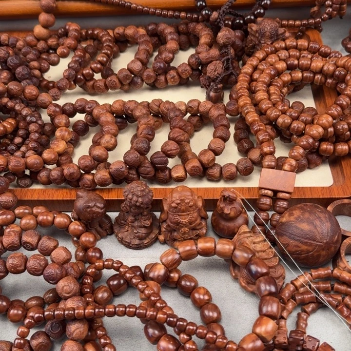 库克吊坠发光树的种子