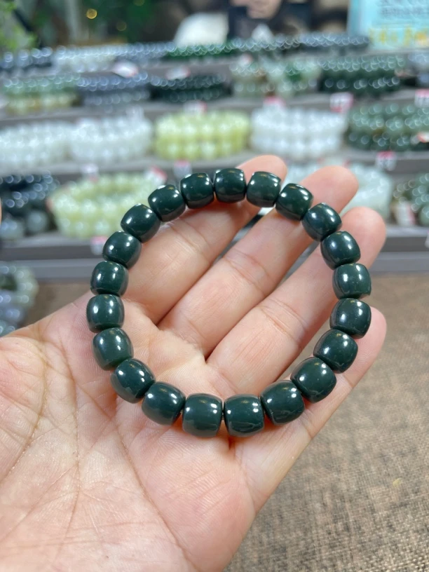 天然和田玉沙枣青直切手串卡10