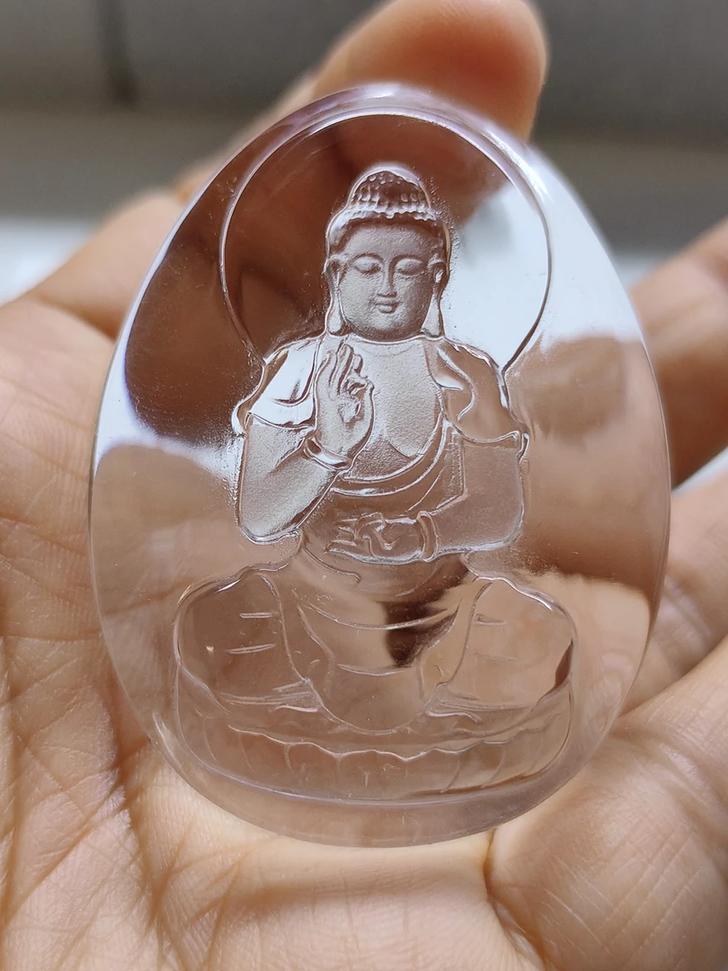 天然巴西白水晶阿弥陀佛吊坠，晶体通透，尺寸50*38*11.7mm，37.5克