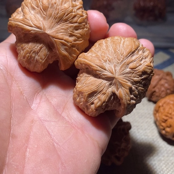 迪***吊坠文玩核桃核桃