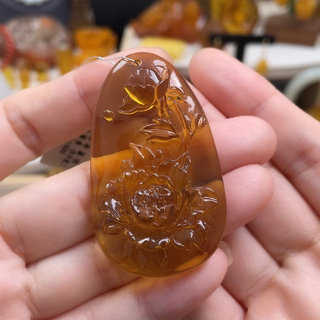蓝珀未镶嵌珠宝奇石花开富贵 9.9克