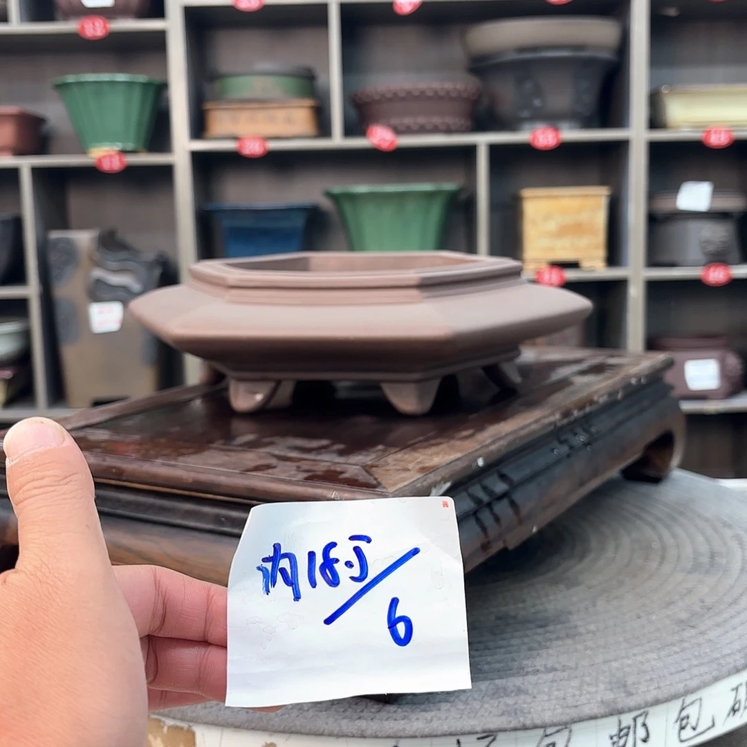 紫砂花盆紫砂的颜色很好看