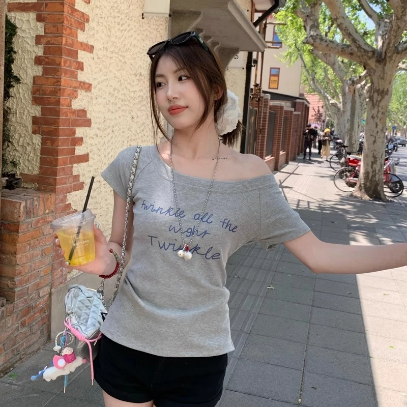 【瑶瑶专属】斜肩短袖T恤女装2025夏季新款设计感修身露肩独特上衣
