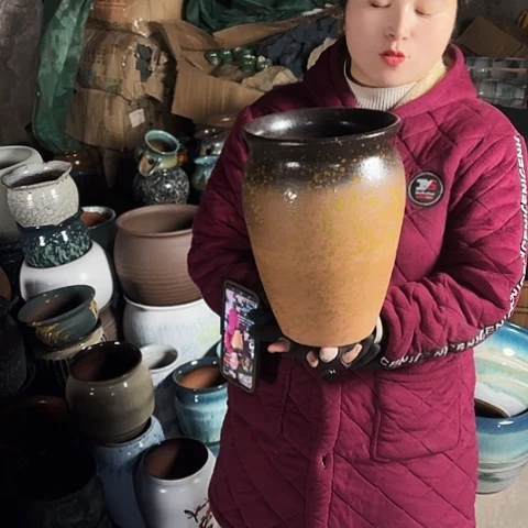 口20高29瑕疵盆子。