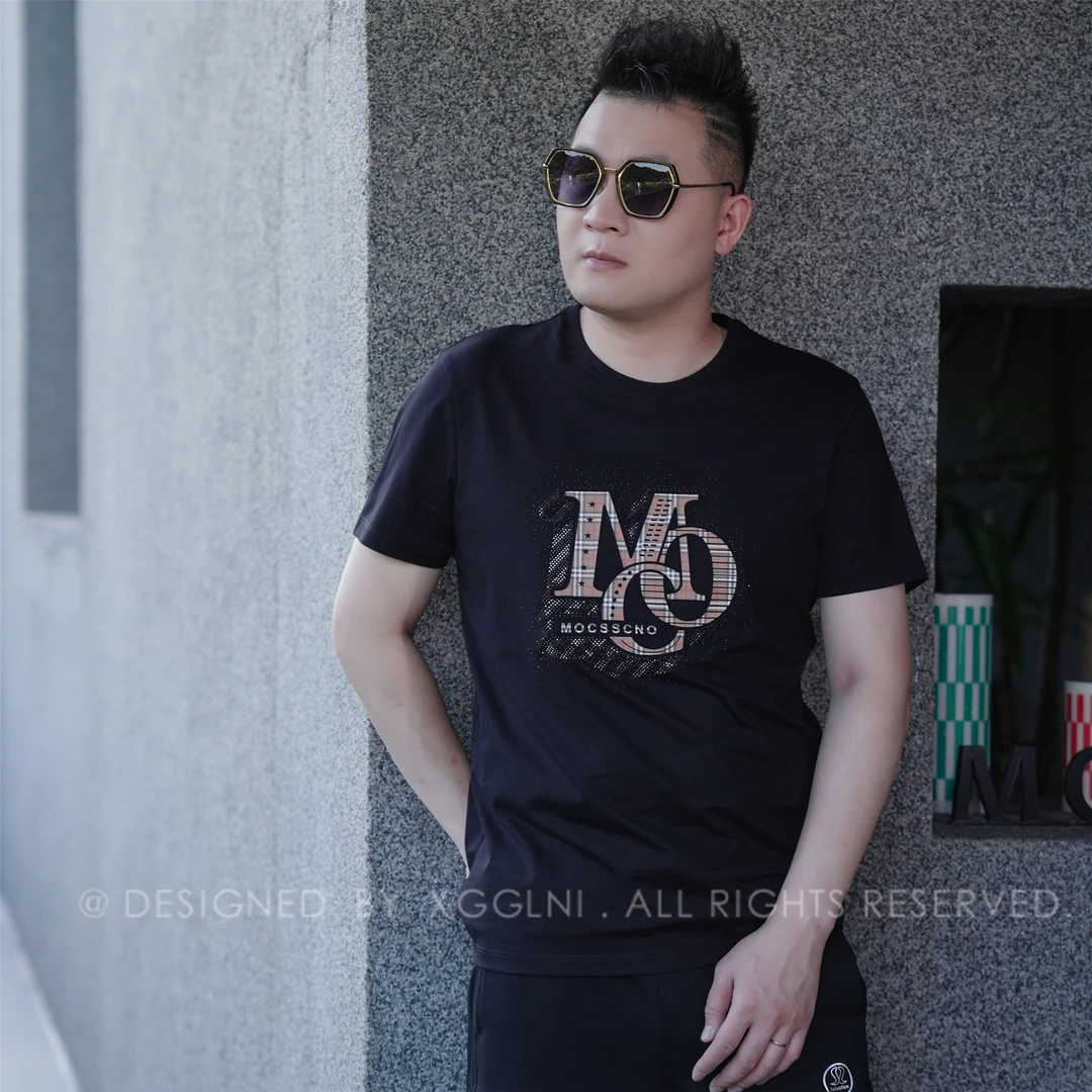 XGGLNI夏季款MOCSS三个字母相串男士品质高端轻奢洋气时尚短袖t恤