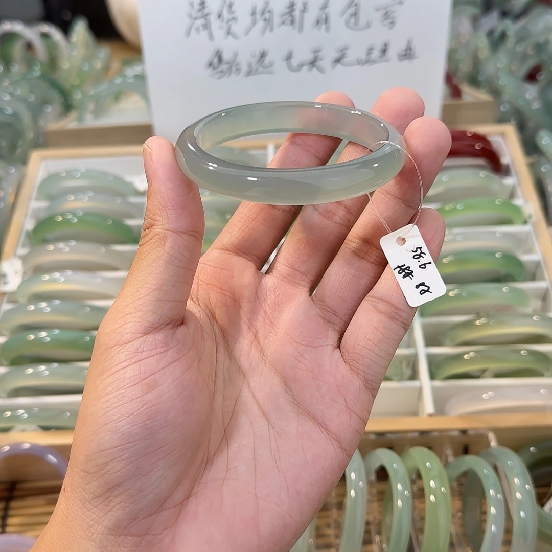 玛瑙/玉髓未镶嵌手镯圈口58.6