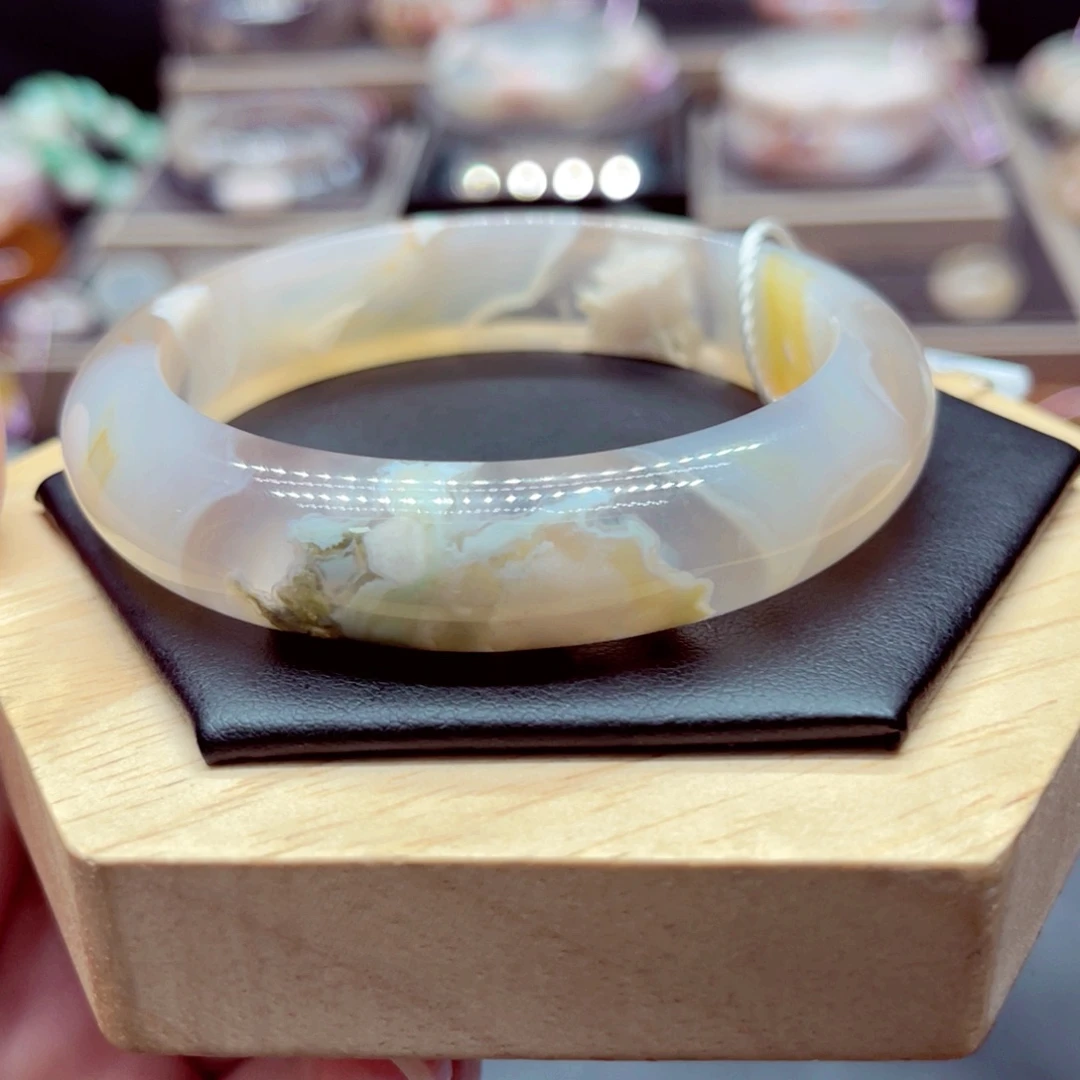 五***花玛瑙/玉髓未镶嵌手镯