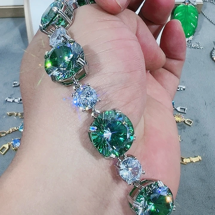 钨金无红宝蓝宝满钻镶嵌大宝贝