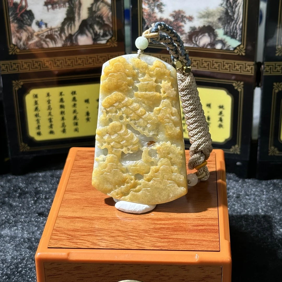5636-天然翡翠-黄翡山水