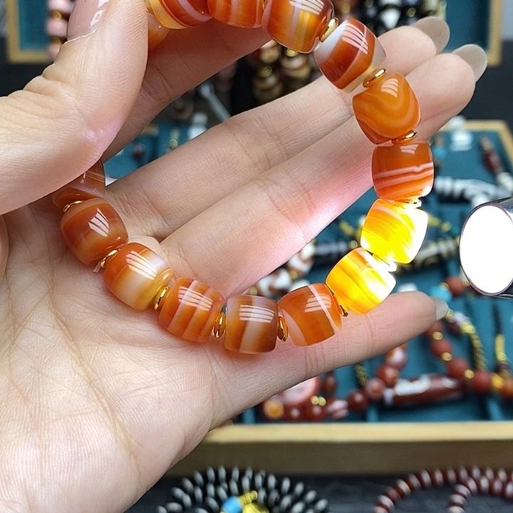 玛瑙/玉髓合金颈饰