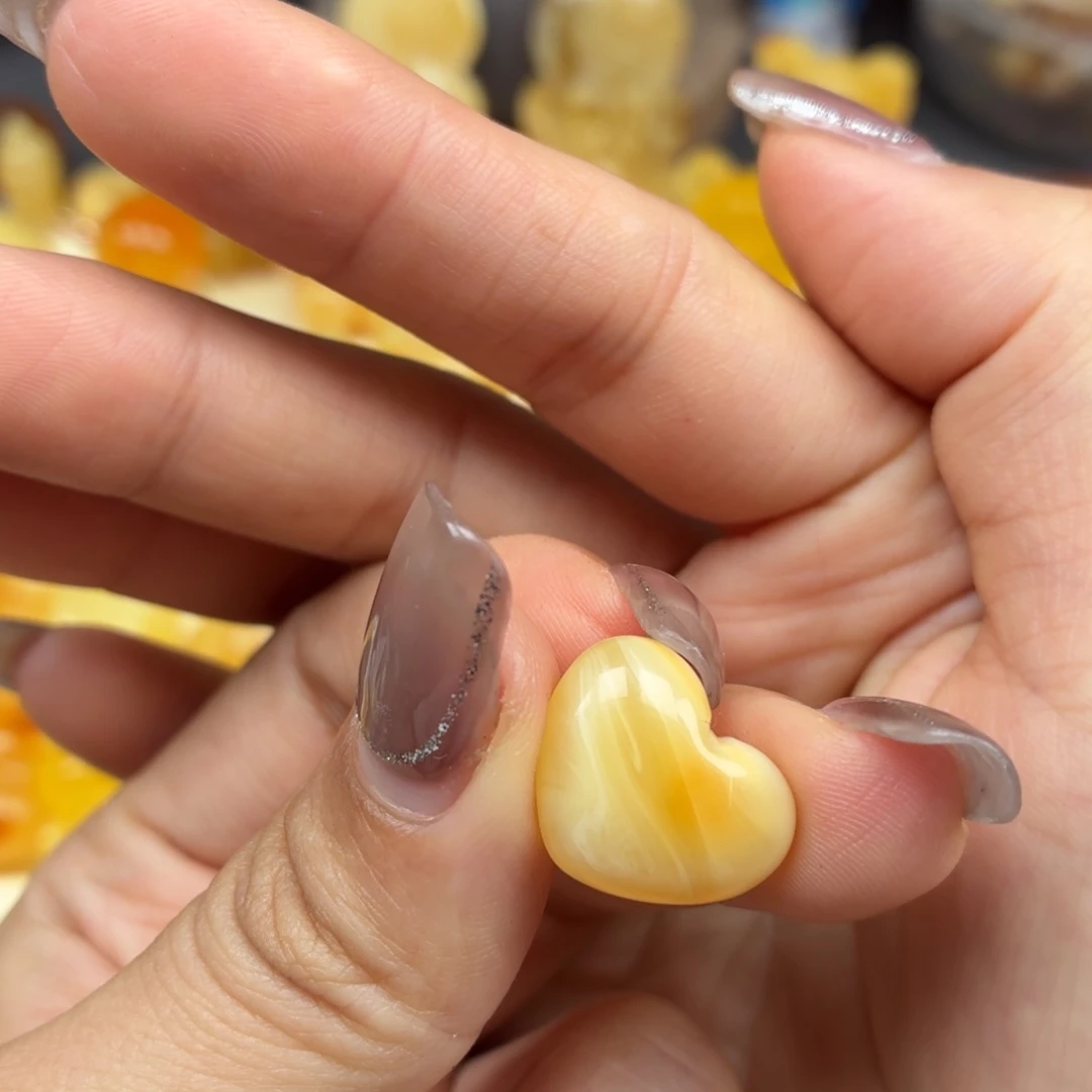 琥珀未镶嵌裸石蜜蜡