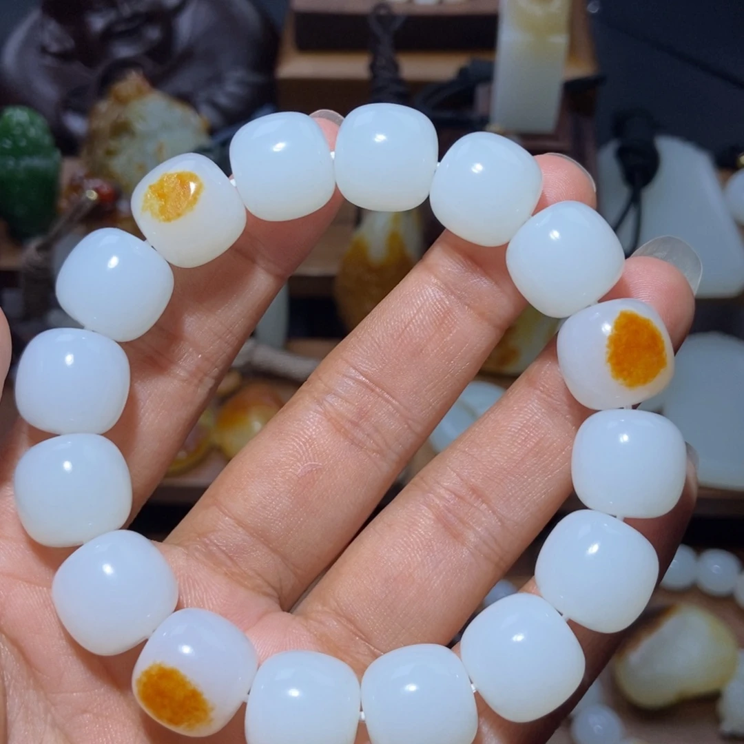 超****颈饰未镶嵌和田玉