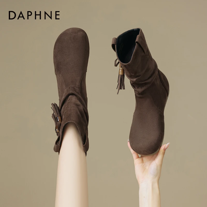 达芙妮品牌正品美拉德风堆堆靴女2025秋季新款西部牛仔靴平底短靴