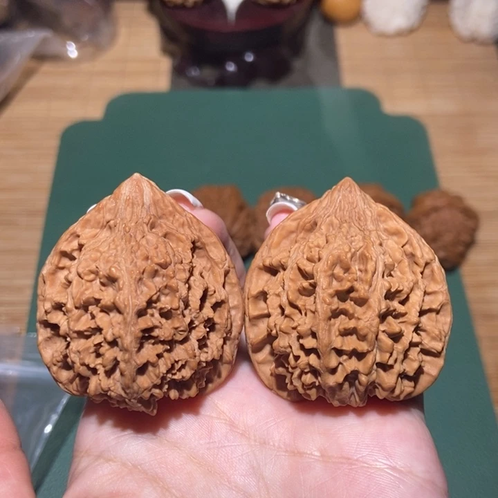 文玩核桃吊坠满天星