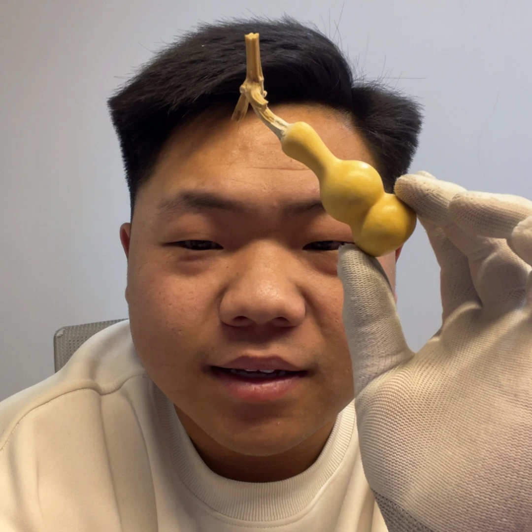 我****信凯威葫芦祝您生活愉快身体健康