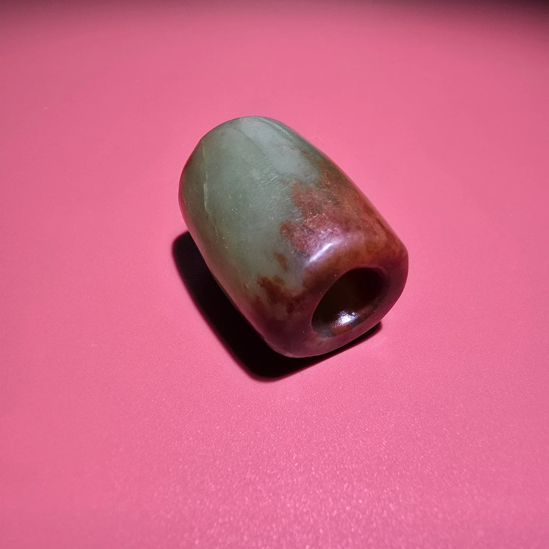 琼华纪旧藏和田玉红沁玉管