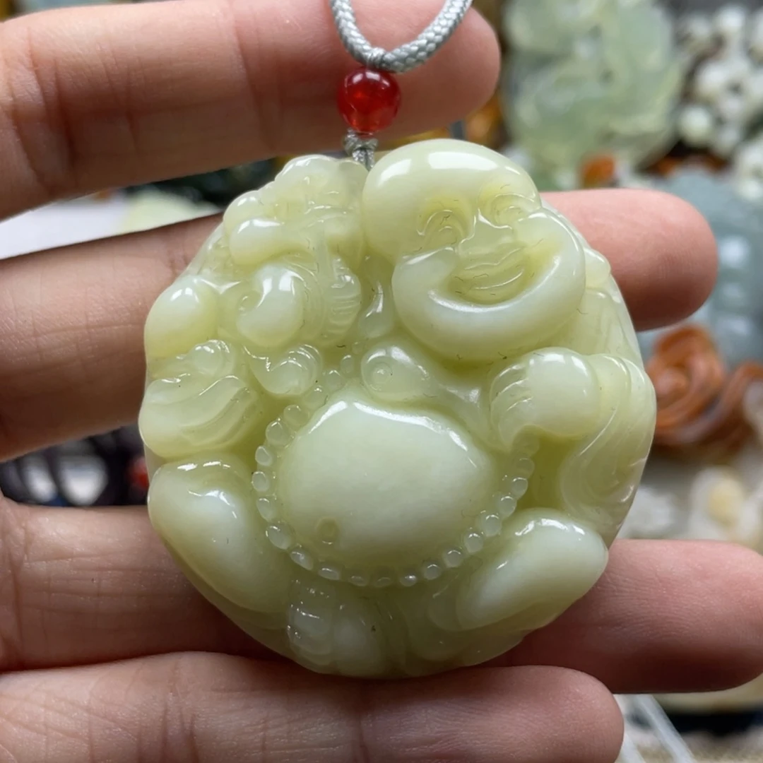 蛇纹石玉颈饰未镶嵌