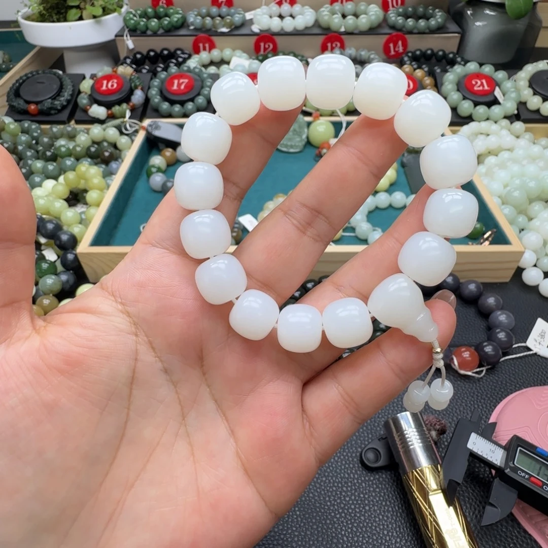 和田玉未镶嵌手链13