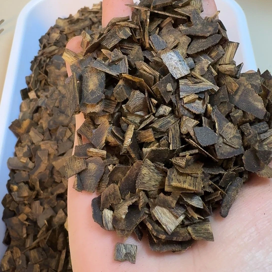 沉香碎屑沉香木高油糖结碎片100克