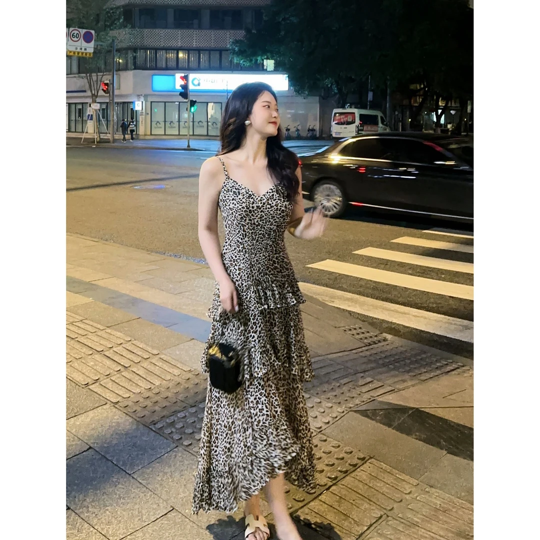 GIRDEAR/哥弟【华丽转身】气质豹纹时尚连衣裙小碎花1500068